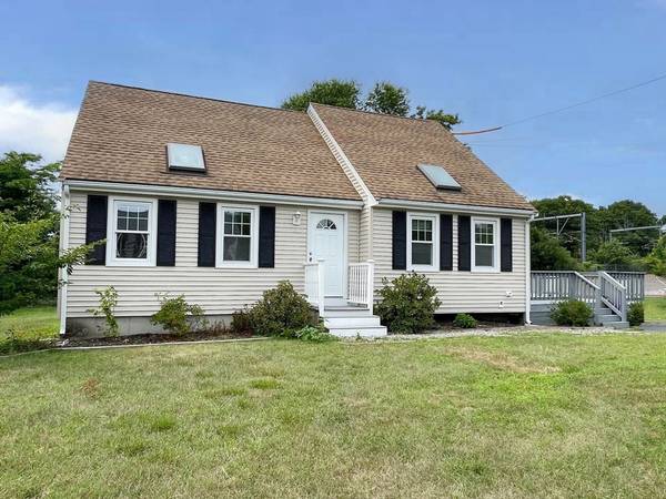 61 Gregory Dr, Attleboro, MA 02703