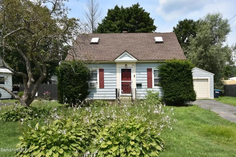 383 North St, Dalton, MA 01226