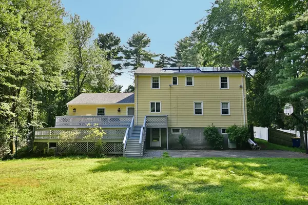 Sharon, MA 02067,16 Colburn Dr