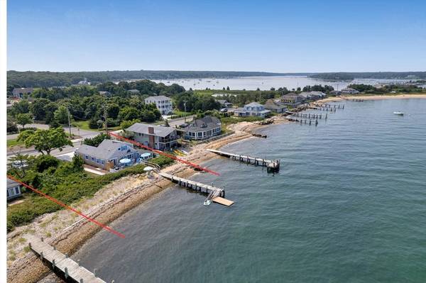 Oak Bluffs, MA 02568,17 Beach Road