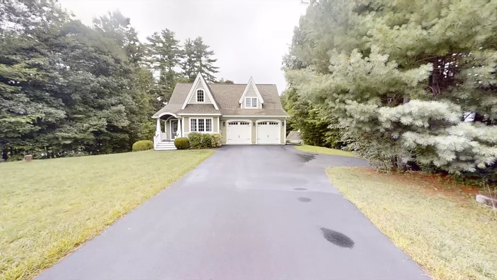 53 Olde Bridge Lane, Epping, NH 03042