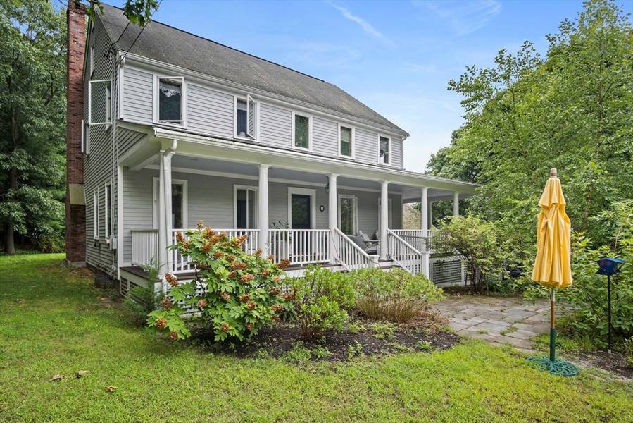 4 Cliffside Terrace, Woburn, MA 01801