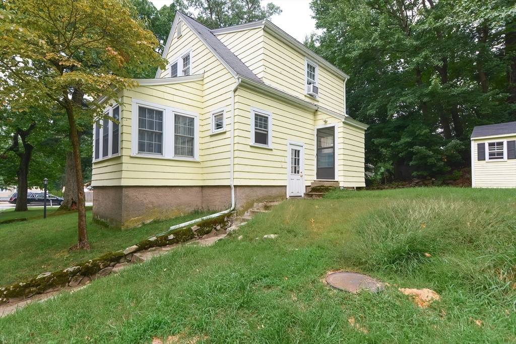 Canton, MA 02021,194 Turnpike St