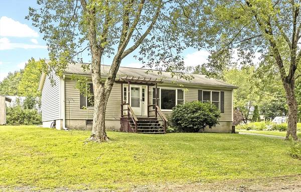 18 Blake St, Gardner, MA 01440