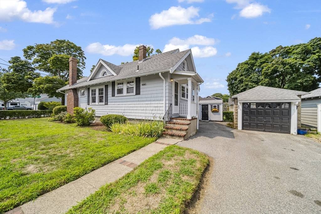 Wakefield, MA 01880,5 Greenwood Ave