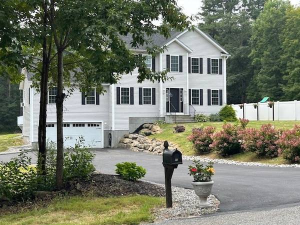 71 Otter River Rd, Templeton, MA 01468