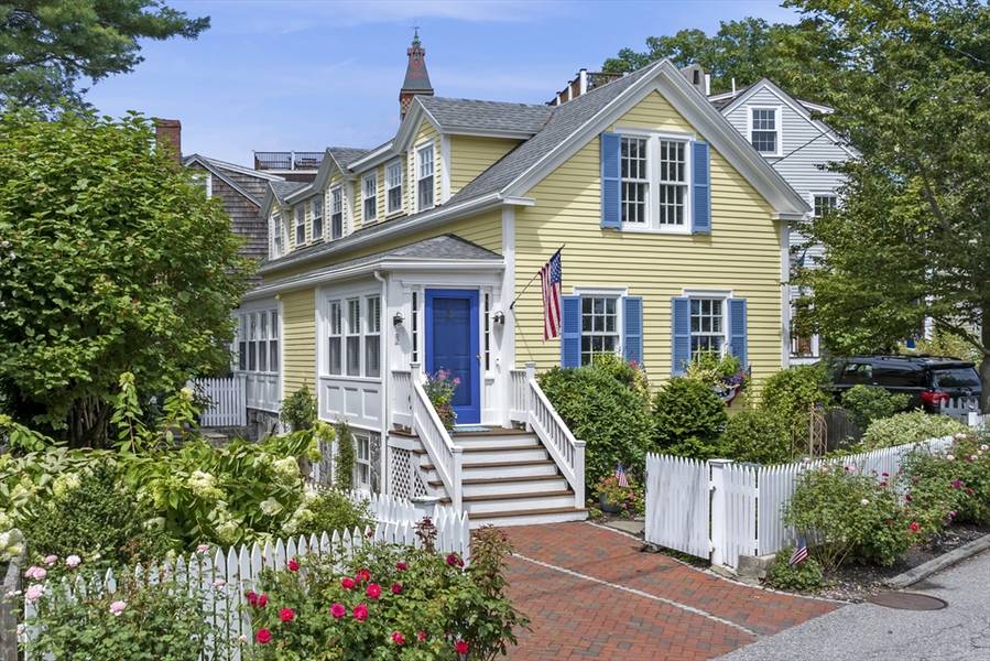 5 Gregory Street, Marblehead, MA 01945