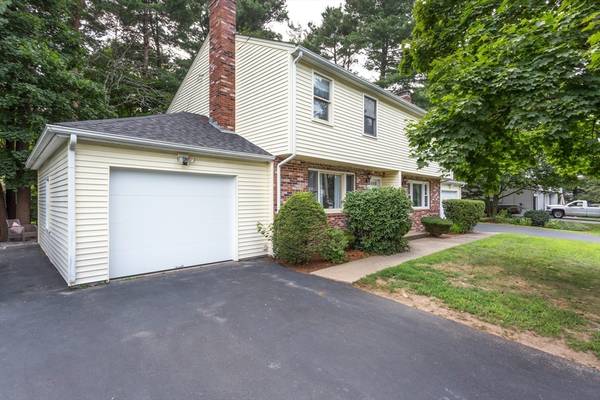 11 Buena Vista Dr #11, Franklin, MA 02038