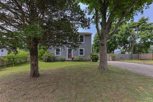 Falmouth, MA 02536,3 Royal Cir