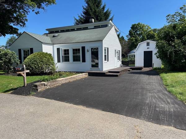 West Brookfield, MA 01585,5 Charmil Dr