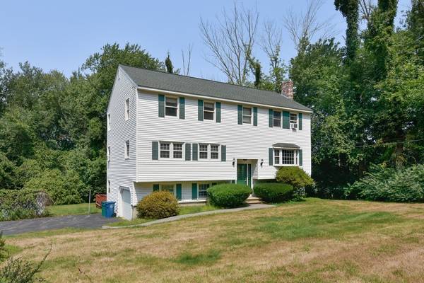 3 Dolan Rd, Billerica, MA 01821