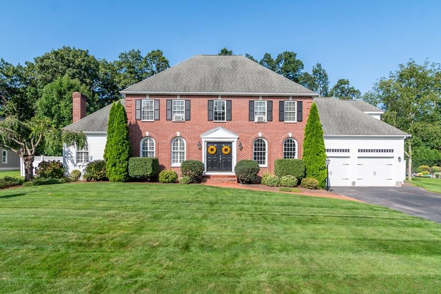 31 Olde Tower Lane, North Attleboro, MA 02760