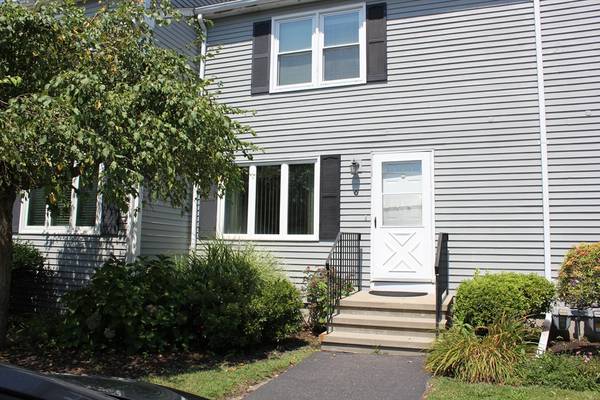 220 Park St #6, North Attleboro, MA 02760