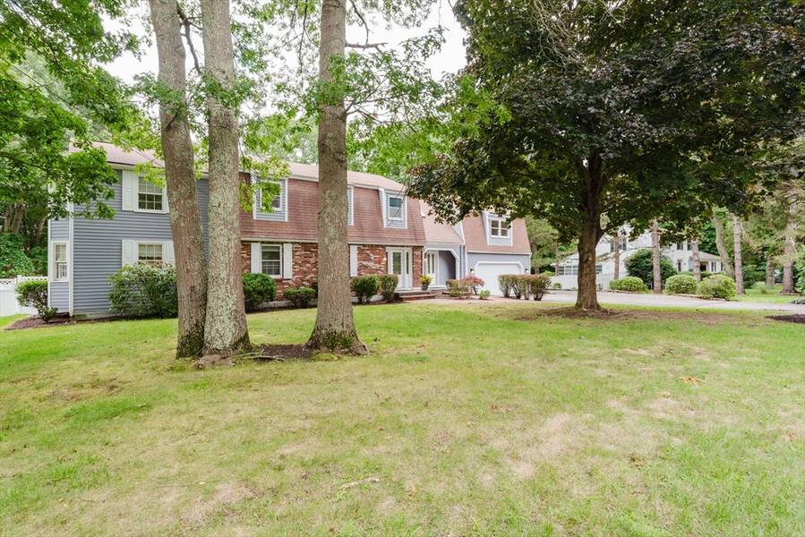 17 Ramblewood Drive, Easton, MA 02356