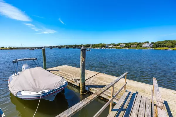 Falmouth, MA 02536,35 Green Meadow Ln