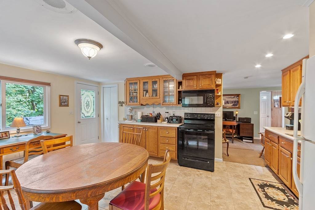 Hudson, MA 01749,45 Lakeshore Dr