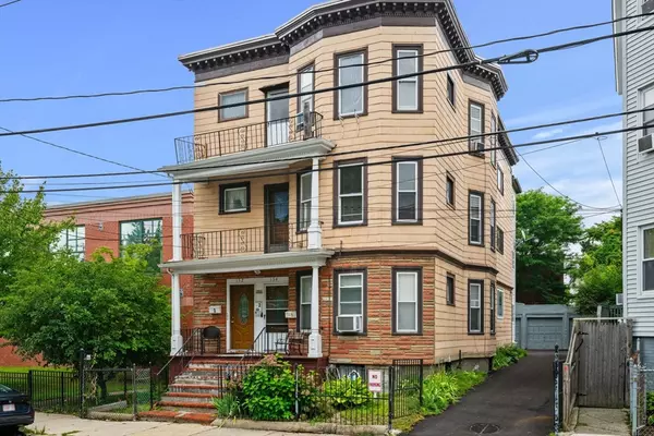 154 Glen St, Somerville, MA 02145