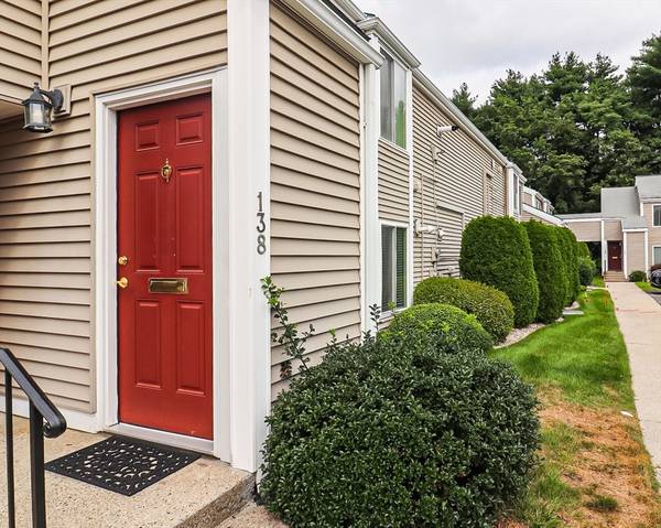 138 Nassau Dr #138, Springfield, MA 01129