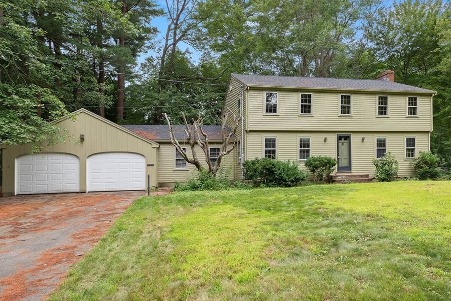 3 Horseshoe Lane, Hamilton, MA 01982