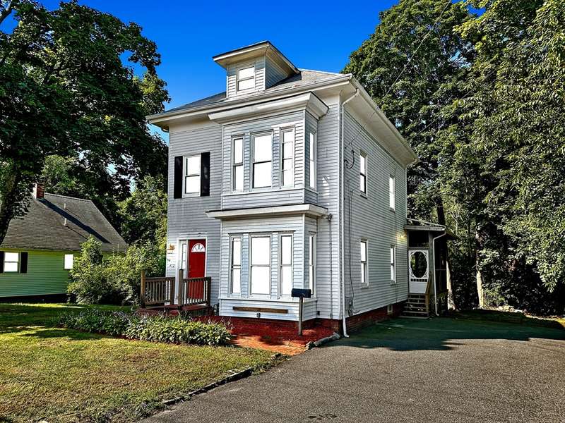 412 South Franklin Street, Holbrook, MA 02343