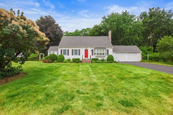 Hanover, MA 02339,106 Twin Fawn Dr