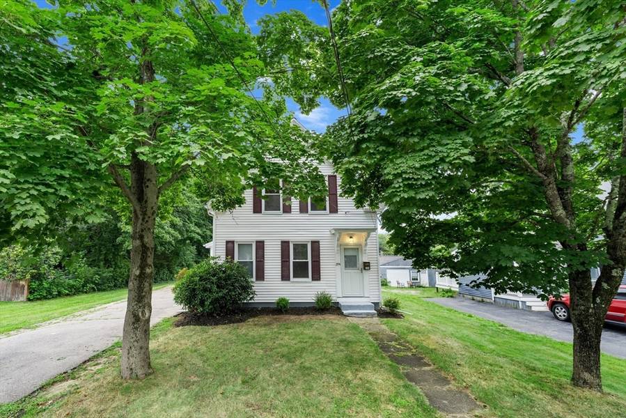 294 Beulah St, Whitman, MA 02382