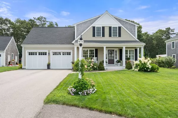 18 Crimson Way, Plymouth, MA 02360