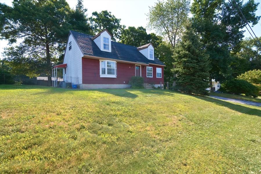 13 Dean Street, Hudson, MA 01749