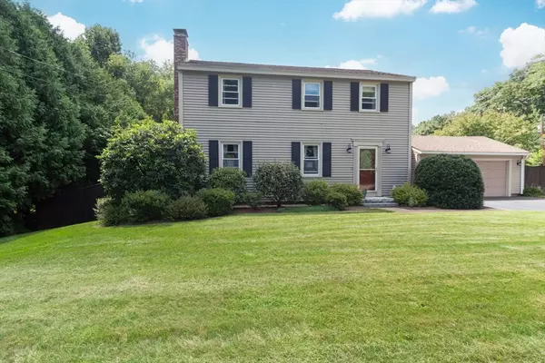 76 Bradbury Rd, Lancaster, MA 01523