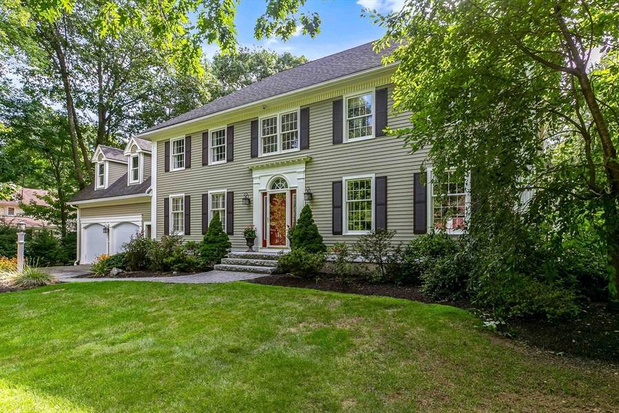 3 Country Way, Shrewsbury, MA 01545