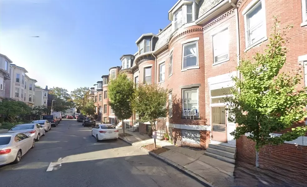 35 Delle Ave, Boston, MA 02120