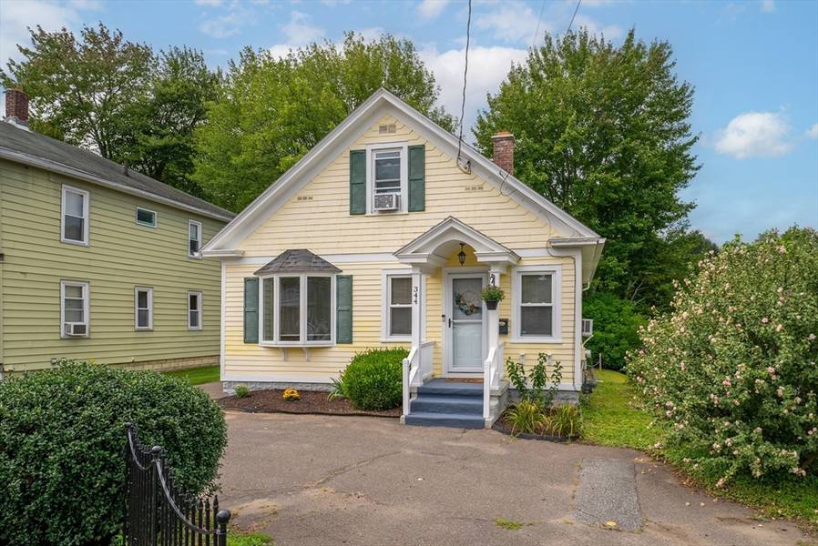 344 Newton St, South Hadley, MA 01075