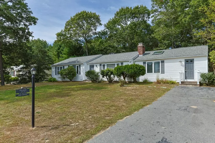 143 Nottingham Dr, Barnstable, MA 02632