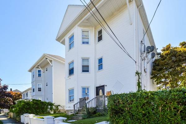 New Bedford, MA 02744,26 Willard St