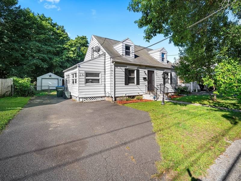 216 Windemere Street, Springfield, MA 01104