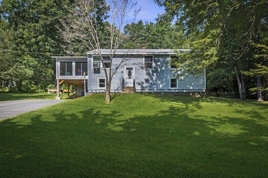 20 Quaker St., Newton, NH 03858