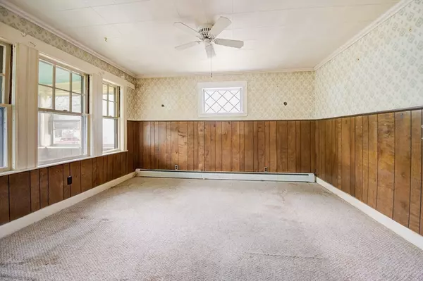 Boston, MA 02136,7-9 Osceola Street