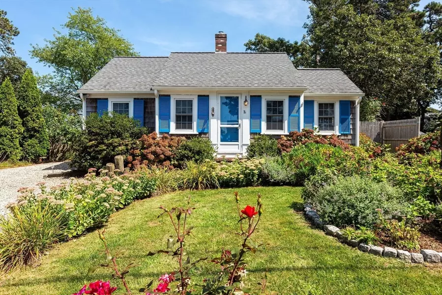 16 Ferncliff Road, Dennis, MA 02639