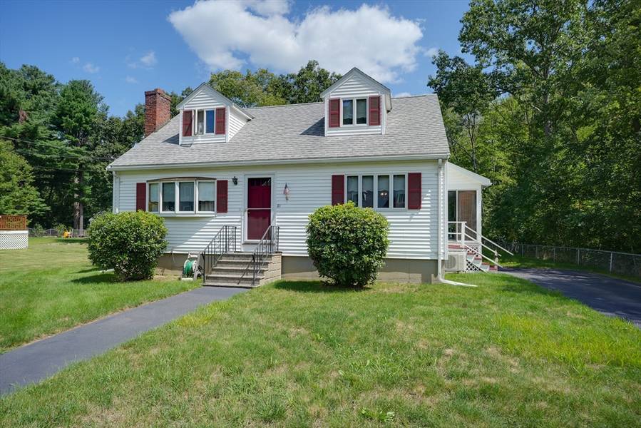 81 Mill St, Burlington, MA 01803