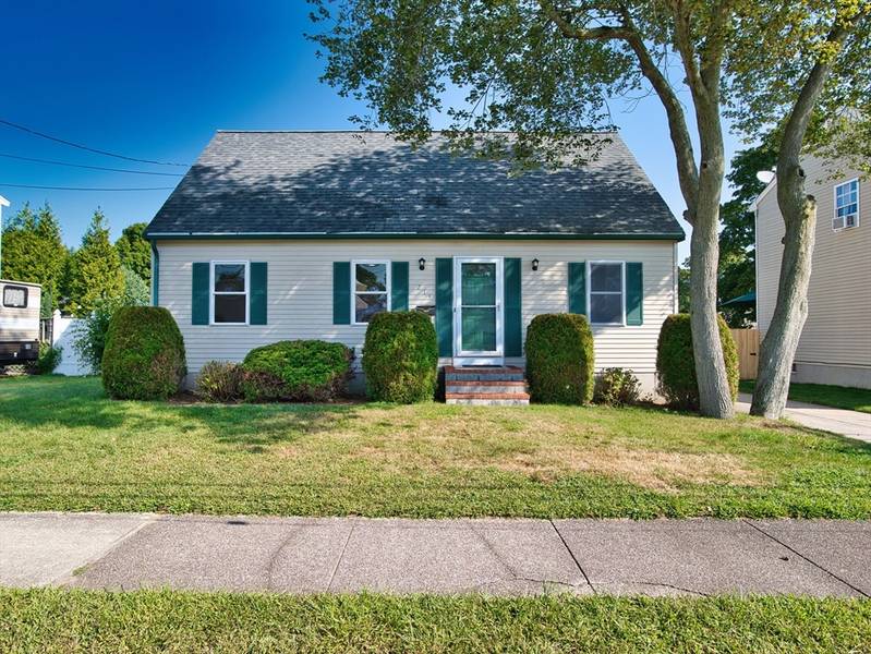 213 Ohio St, New Bedford, MA 02745