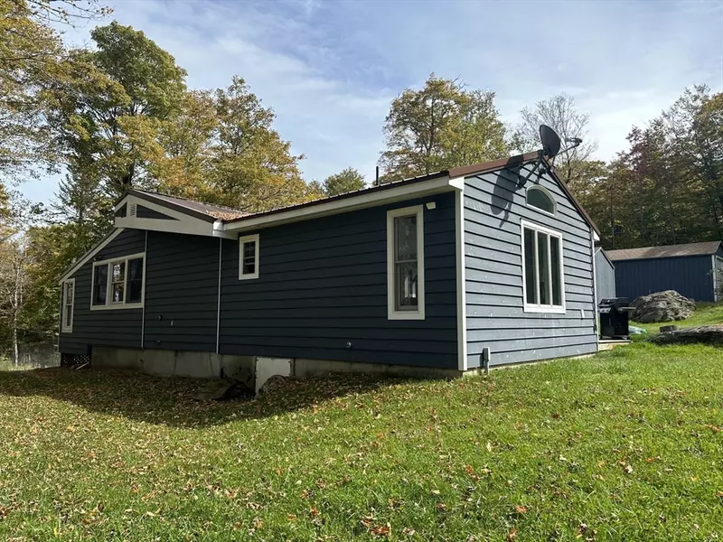 516 Oberdorf Rd, Readsboro, VT 05350