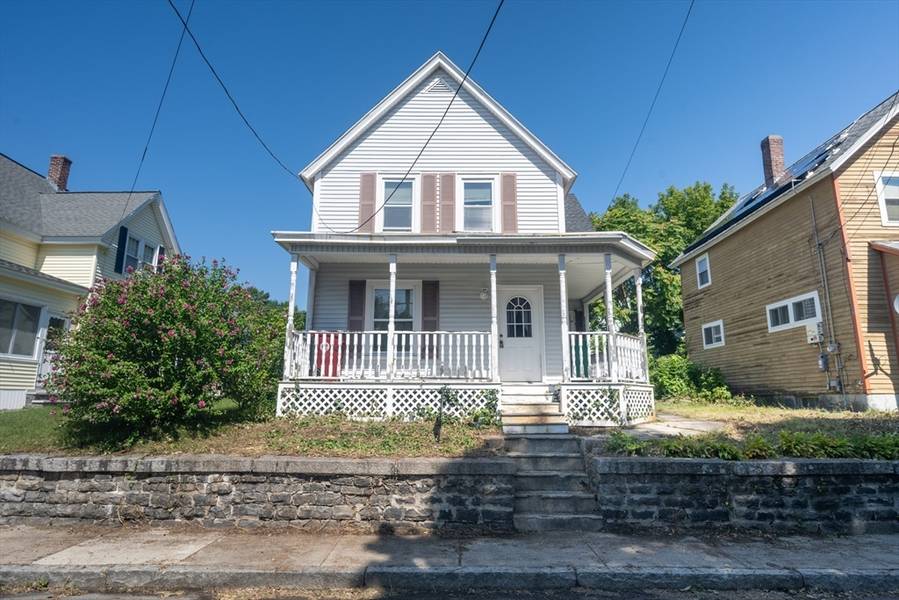 75 Boynton St, Lowell, MA 01850