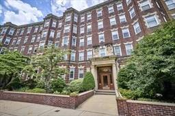 125 Park Drive #42, Boston, MA 02215