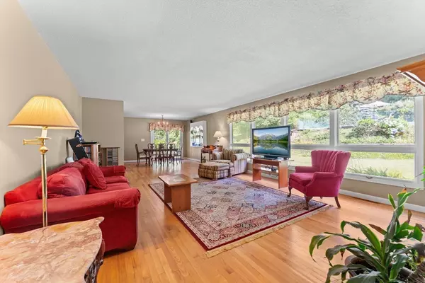 Boxford, MA 01921,46 Highland Road