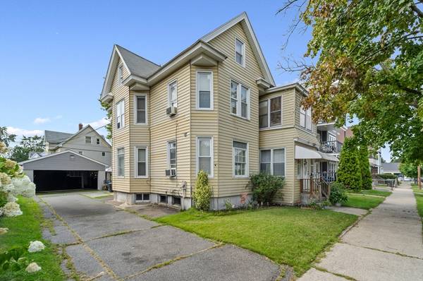 20 Revere St, Springfield, MA 01108