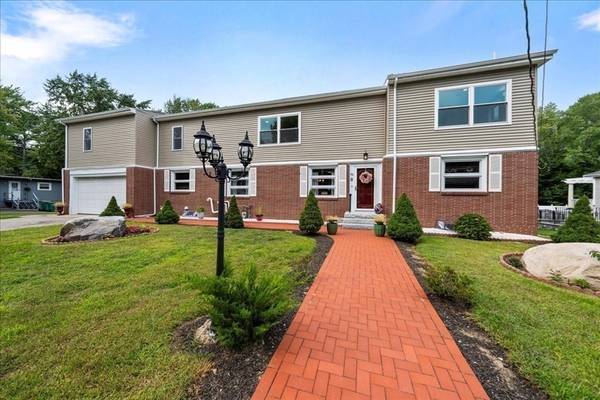 92 Union St, Norwood, MA 02062
