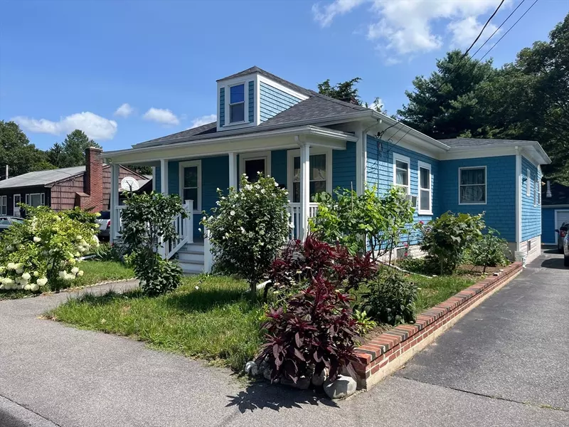 31 Vaillancourt Street, Taunton, MA 02780