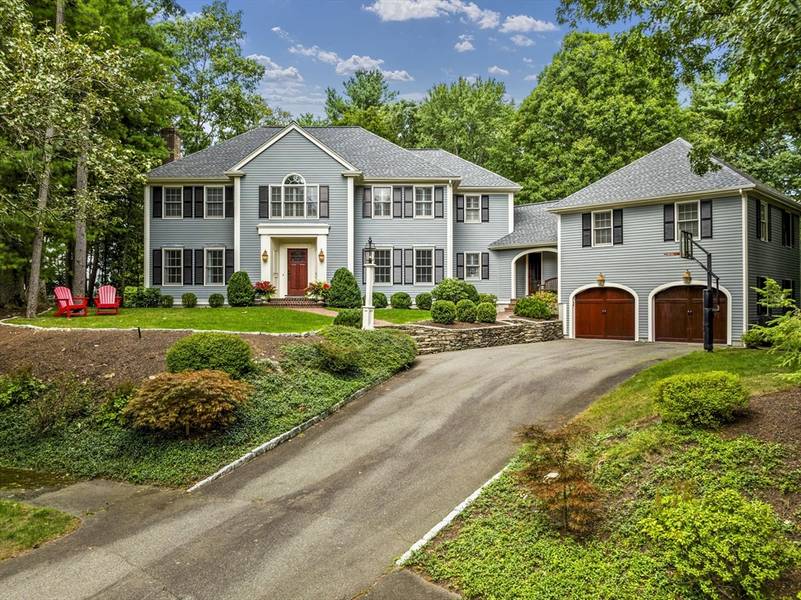 5 Greenbough Lane, Wellesley, MA 02482