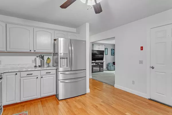 Warren, MA 01585,185 Bemis Rd