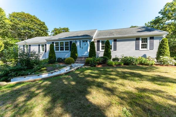 75 Desert Sands Ln, Yarmouth, MA 02675